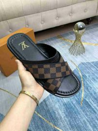 Picture of LV Slippers _SKU554983137141145